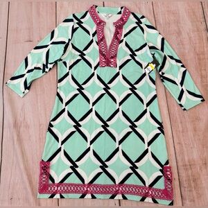 Crown & Ivy NWT woman’s Medium Sheath Dress Mint Pink Coastal Embroidered